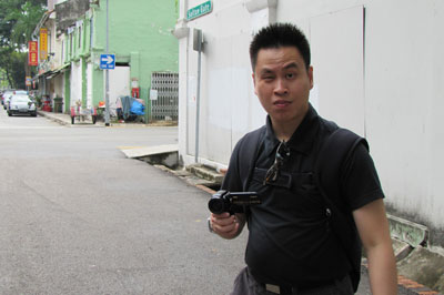 Kevin strikes a pose near Sultan Gate