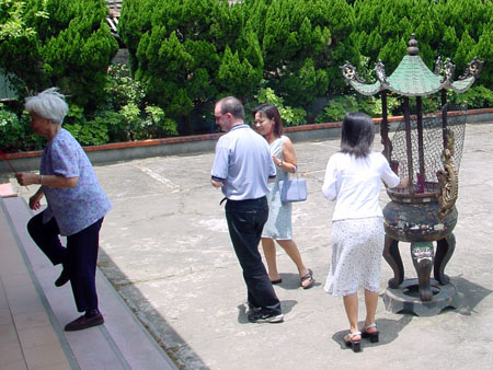 family_shrine_01